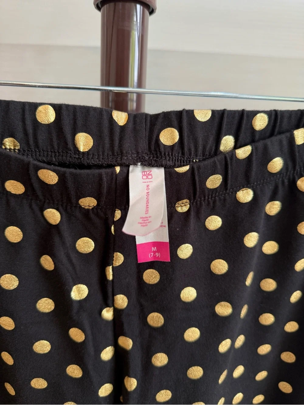 No Boundaries Black Skinny Gold Polka Dot Pants - Picture 5 of 7